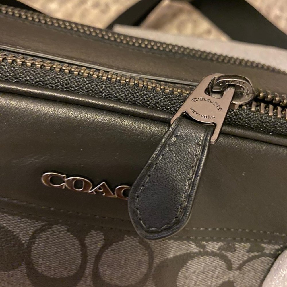 Coach Graham Crossbody In Signature Canvas - Picture 7 of 7